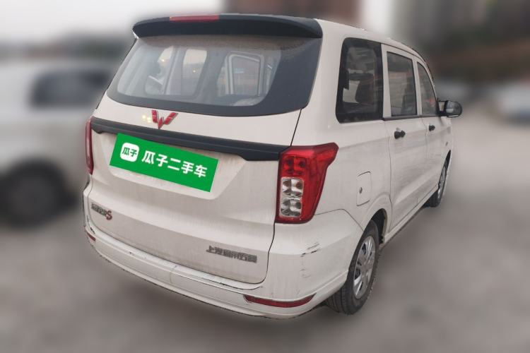 Used Wuling Hongguang 2019 1.5L S Basic Version China VI Standard LAR