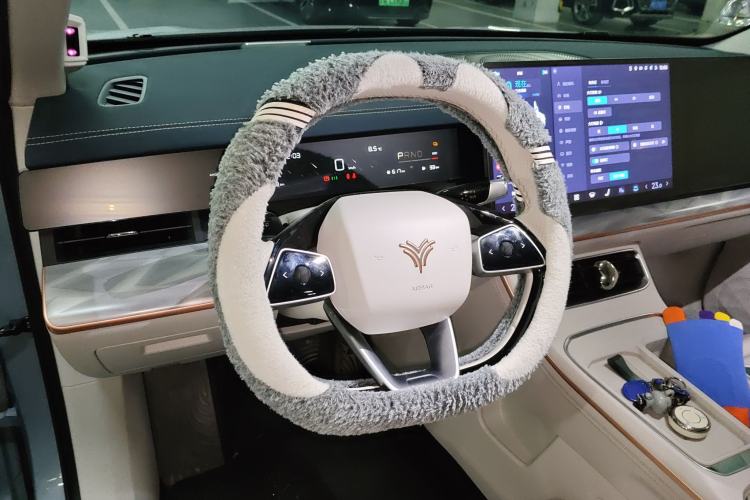 Used NETA L 2024 Extended-Range 310 Flash-Charge Red Edition