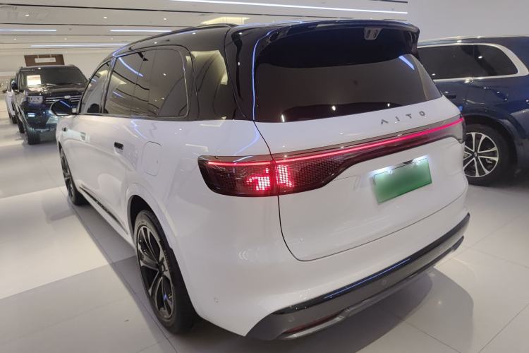 Used Hima AITO M8 2025 Extended-Range Max+ Version 53.4 kWh 6-Seater Edition Rear Left 45 Deg