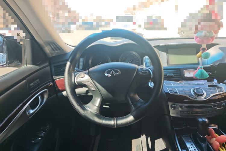 Used Infiniti Q70 2013 Q70L 2.5L Comfort Edition Steering Wheel