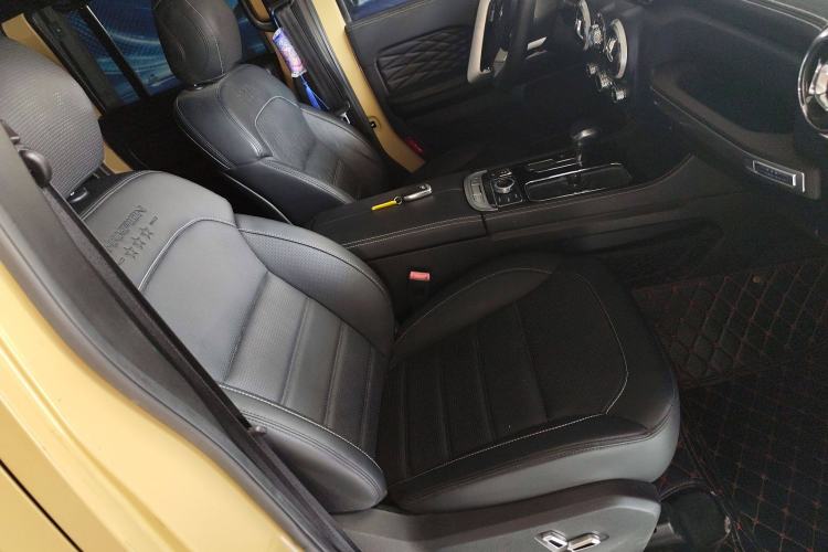 Used BAIC Off-Road BJ40 2019 2.3T Automatic Four-Wheel Drive Ring the Tower Champion Edition China VI