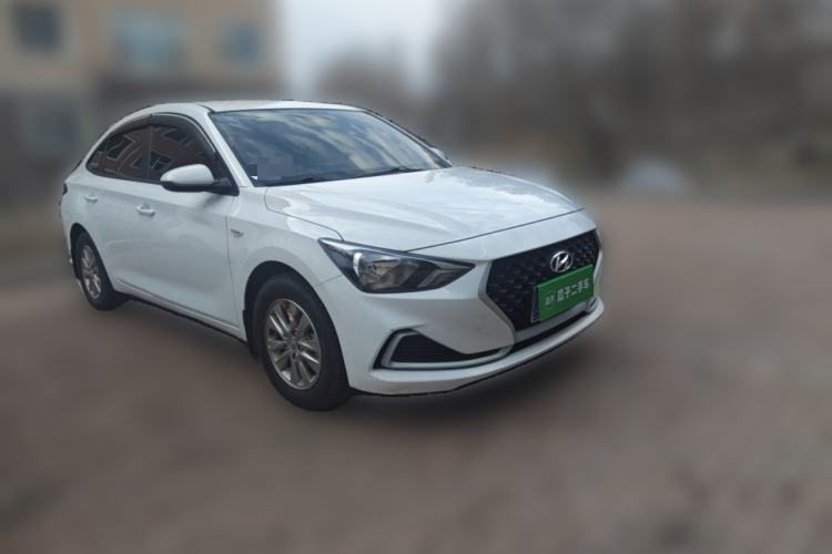 Used Hyundai Celesta 2020 1.6L Automatic GL Enjoyable Edition Front Right 45 Deg