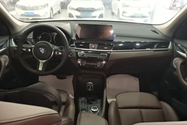 Used BMW X1 2021 sDrive25Li Leading Model
