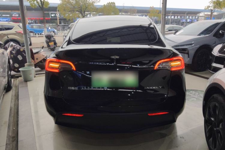 Used Tesla Model Y 2022 Rear-Wheel-Drive Version
