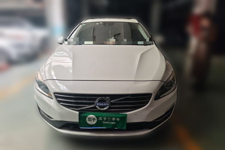 Used Volvo V60 2014 Restyled T5 Zhiya Edition
