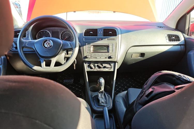 Used Volkswagen Polo 2014 1.4L Automatic Comfort Edition
