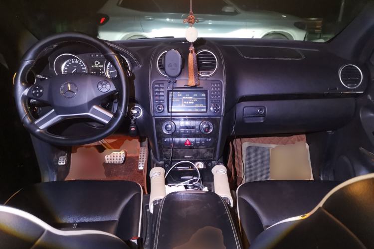 Used Mercedes-Benz M-Class 2010 ML 350 4MATIC Luxury Model
