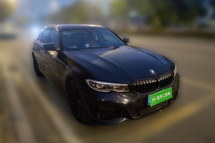 Used BMW 3 Series 2021 Second Facelift 325Li M Sport Night Edition Package Front Right 45 Deg