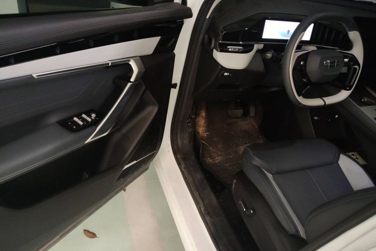 Used Geely Auto FX11 2024 1.5TD DCT Dragon Edition