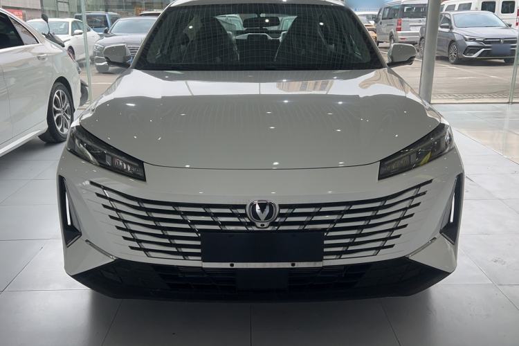 Used CHANGAN Eado 2026 Model, Fourth Generation, 1.5T 500Bar Dynamic Enjoyment Edition
