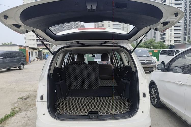 Used Baojun 730 2019 1.5T CVT Fashion Model 7 Seats China VI Emission Standard Trunk