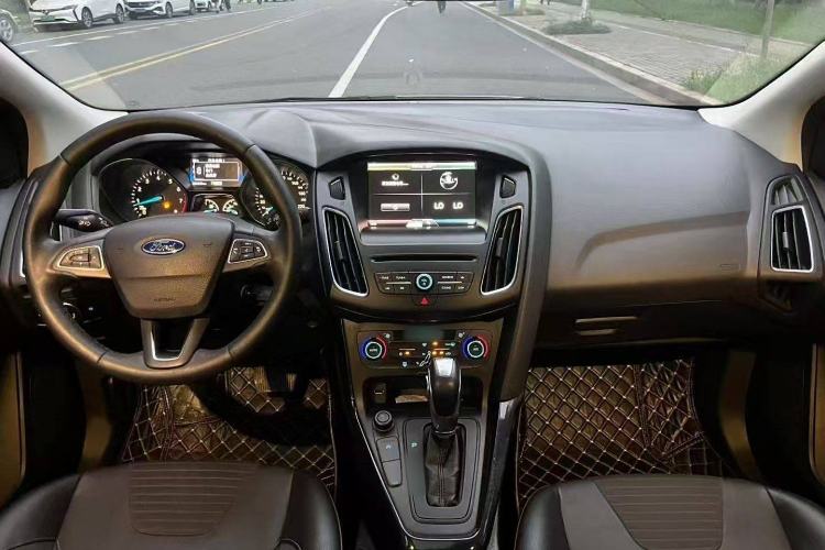 Used Ford Focus 2015 Sedan EcoBoost 180 Automatic Elite Model