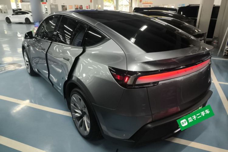 Used Tesla Model Y 2025 Rear-Wheel Drive First Edition
