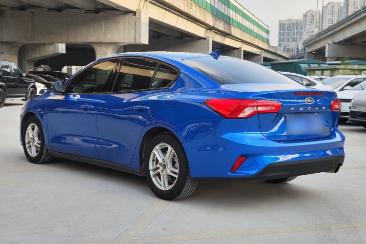 Used Ford Focus 2019 Sedan 1.5L Automatic FENGYUE Model China V Standard