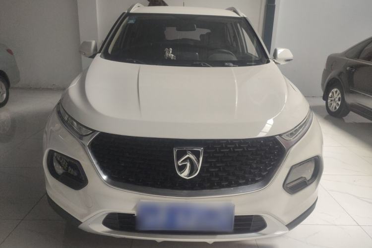 Used Baojun 510 2019 1.5L Manual Enjoyment Model 77kW China VI Emission Standard
