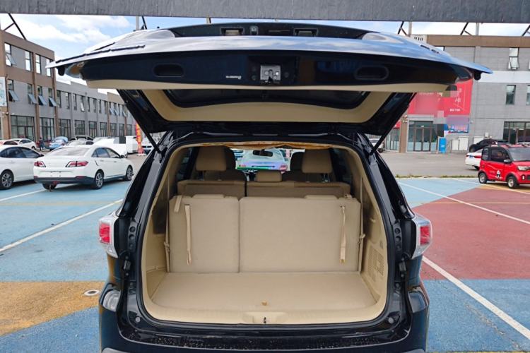 Used Toyota Highlander 2015 2.0T Two-Wheel Drive Elite Edition 7 Seats
