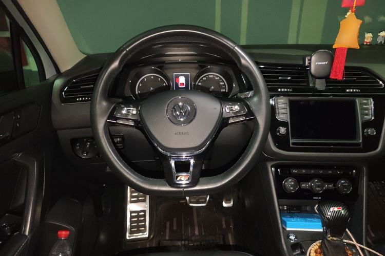 Used Volkswagen Tiguan L 2018 330TSI Automatic Two-Wheel Drive Luxury Edition