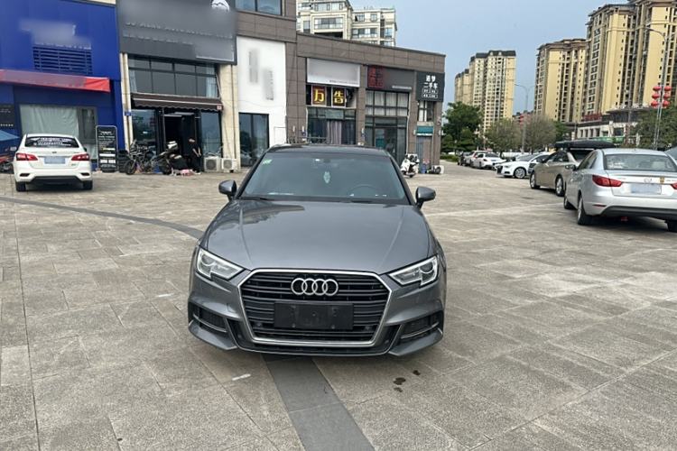 Used Audi A3 2017 Sportback 35 TFSI Fashion Model
