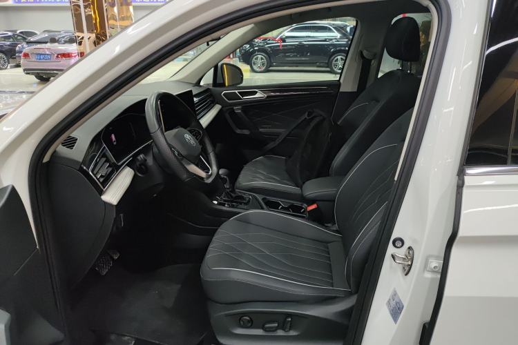 Used Volkswagen Tiguan L 2023 330TSI Automatic Two-Wheel Drive Smart Edition Left Front Seat