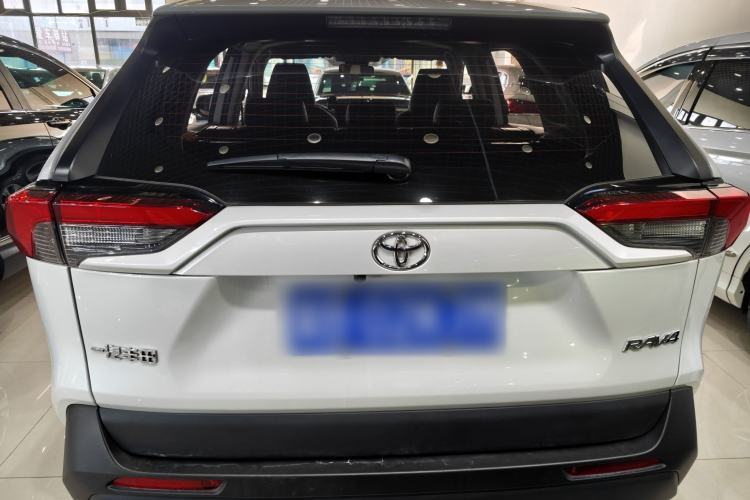 Used Toyota RAV4 2023 2.0L CVT Two-Wheel Drive Urban Edition
