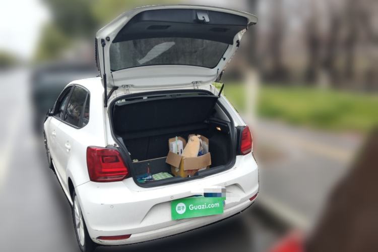 Used Volkswagen Polo 2016 1.6L Automatic Comfort Model