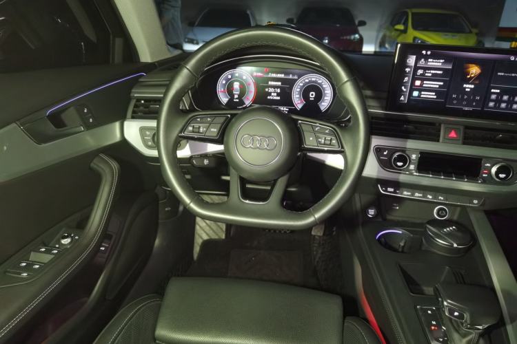 Used Audi A4L 2022 40 TFSI Luxury Dynamic Model