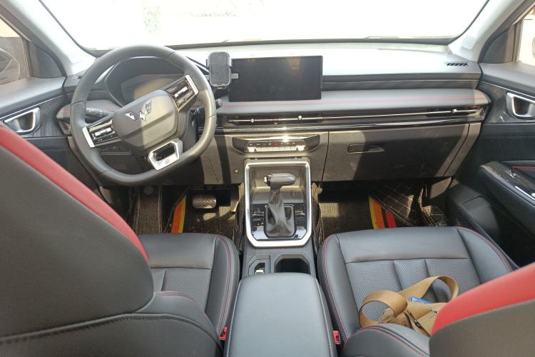 Used Wuling Alvez 2022 1.5T CVT Trendy & Cool Edition