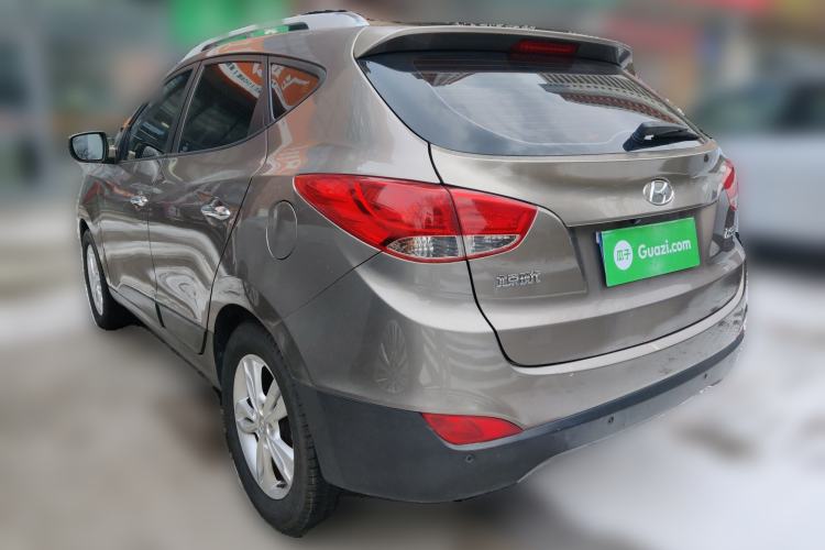 Used Hyundai ix35 2012 2.0L Automatic Two-Wheel Drive Elite Edition GLS
