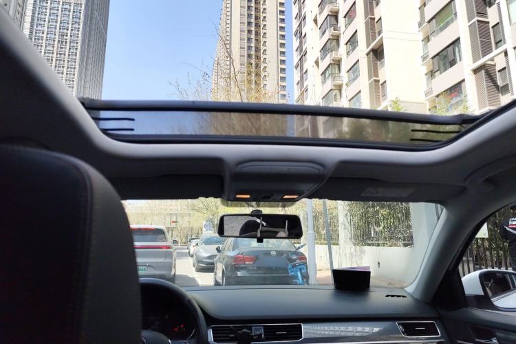 Used Volkswagen C-TREK 2018 230TSI DSG Comfort Model Headliner