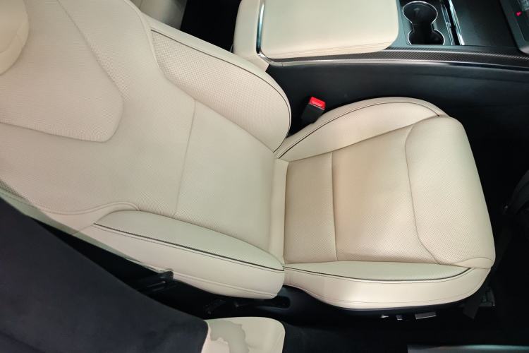 Used Tesla Model S 2023 Three-Motor All-Wheel-Drive Plaid Version
