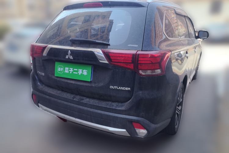 Used Mitsubishi Outlander 2018 2.4L 4x4 Elite Edition 5 Seats
