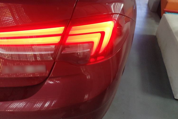 Used Buick Regal 2019 20T Elite Version China VI Standard Right Rear Taillight