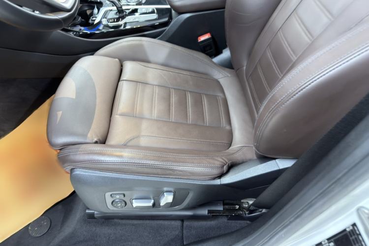 Used BMW X3 2021 Facelift xDrive28i Luxury Package Interior 5