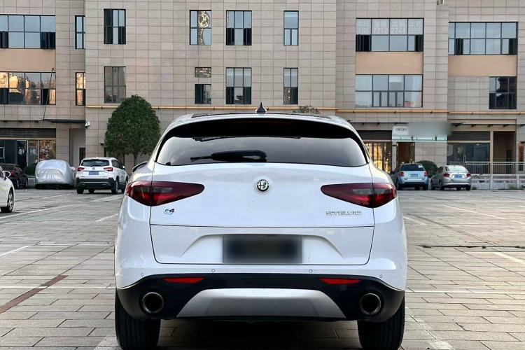 Used Alfa Romeo Stelvio 2017 2.0T 200HP Elite Edition
