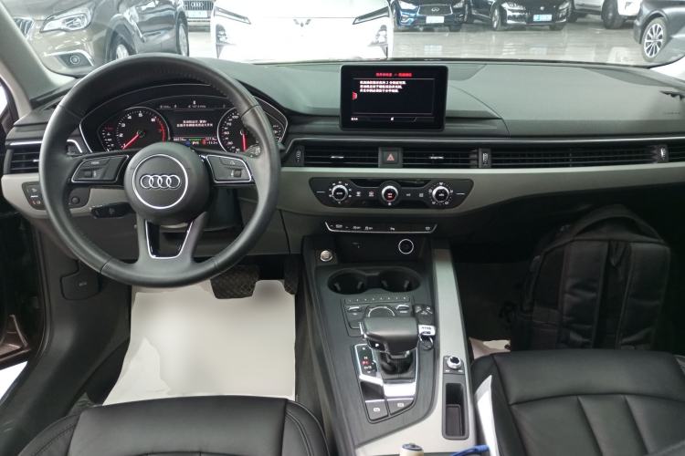 Used Audi A4L 2019 40 TFSI Ambition China VI
