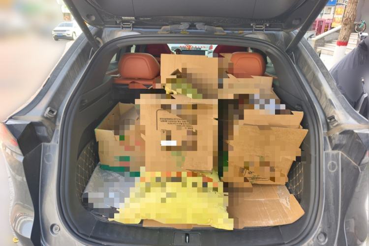 Used Deepal S07 2023 200Max Range-Extended Version Trunk