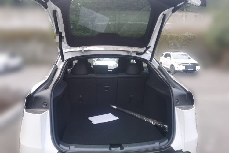 Used Tesla Model Y 2026 Rear-Drive Model
