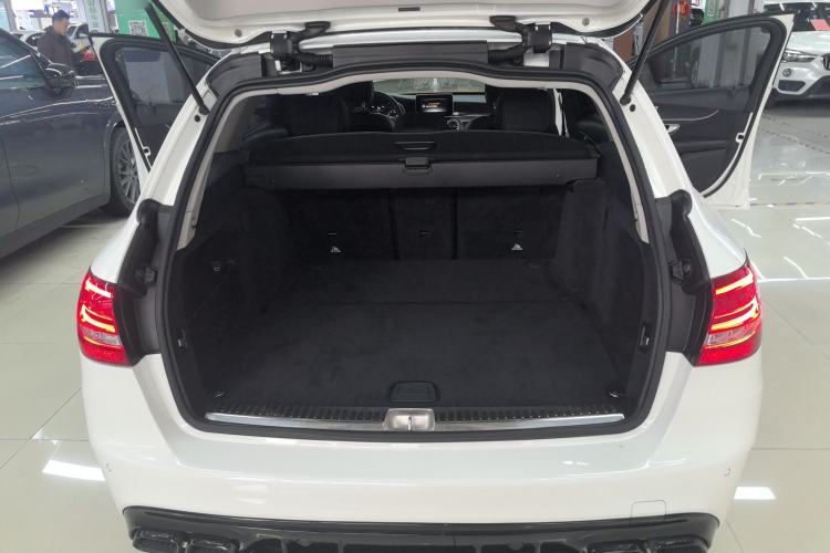 Used Mercedes-Benz C-Class 2015 C 200 station wagon