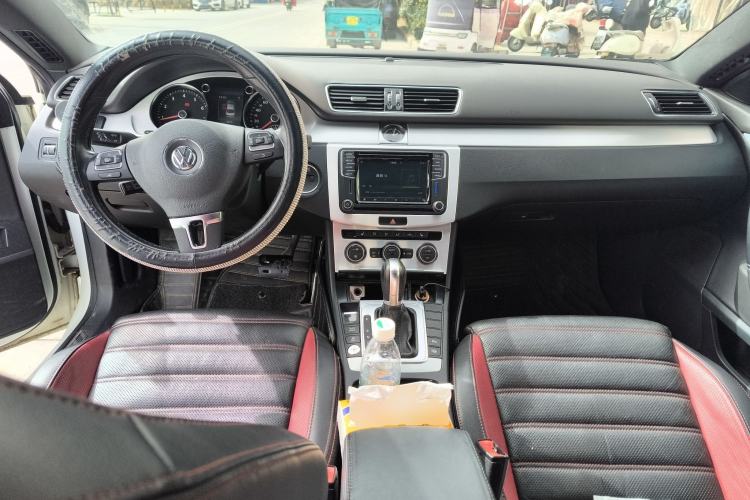 Used Volkswagen FAW-Volkswagen CC 2018 1.8TSI Luxury Model Center Console