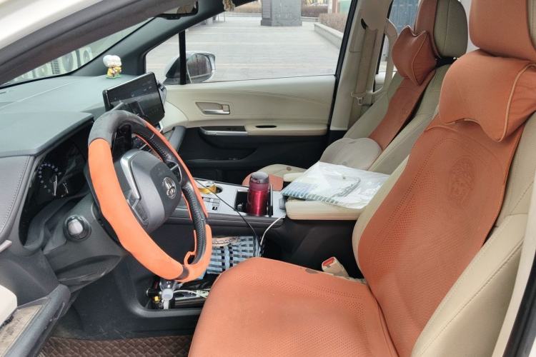 Used Toyota SIENNA 2021 2.5L Hybrid Premium Edition
