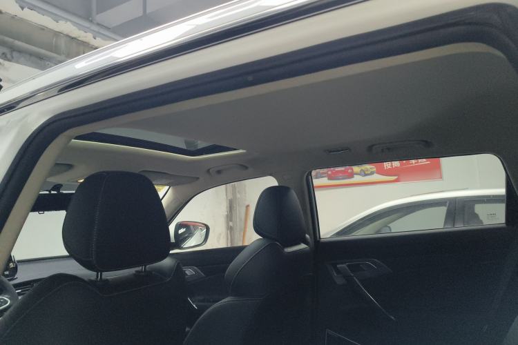 Used Geely Auto Emgrand X7 Sport 2021 Million Edition 1.8TD DCT Two-Wheel Drive Luxury Model Headliner