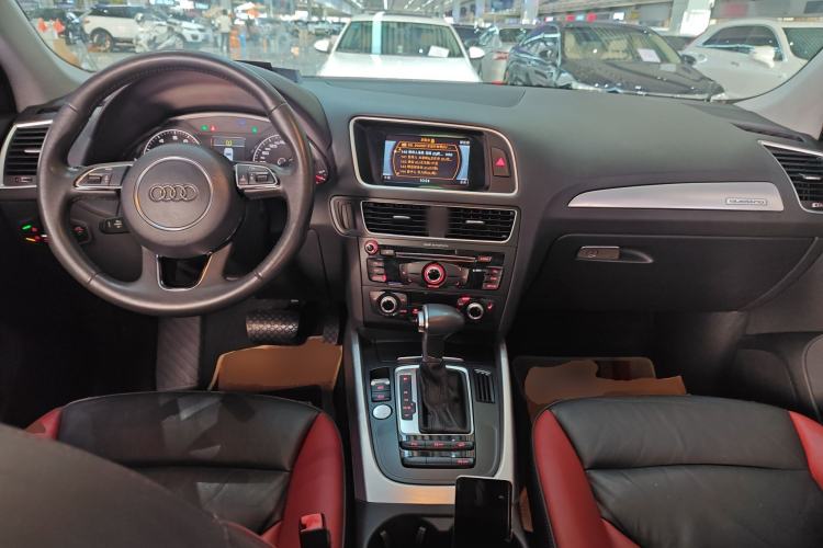 Used Audi Q5 2017 Plus 40 TFSI Technology Model
