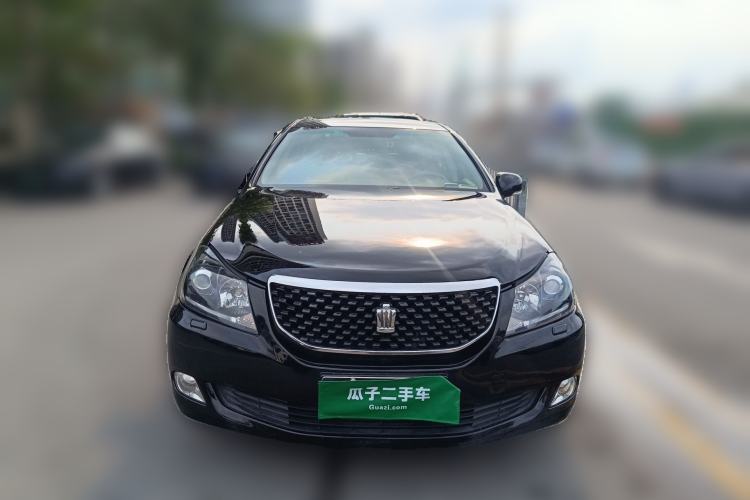 Used Toyota Crown 2011 2.5L Royal Special Edition with Leather and Sunroof Front
