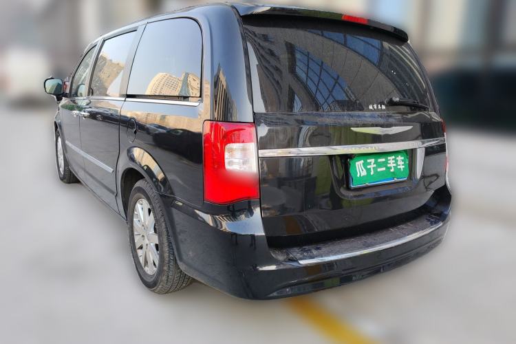 Used Chrysler Grand Voyager 2013 3.6L Luxury Edition