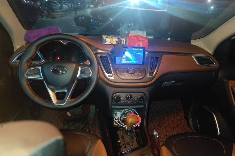 Used Soueast DX7 2015 1.5T Automatic Luxury Model
