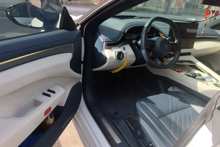 Used Zeekr 001 2025 WE Edition 100 kWh Rear-Wheel Drive
