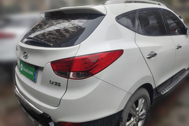 Used Hyundai ix35 2013 2.0L Automatic Two-Wheel Drive Smart GLS China IV Standard
