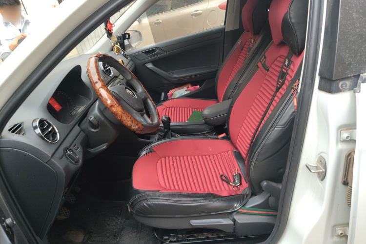 Used Volkswagen Jetta 2017 1.4L Manual Fashion Edition