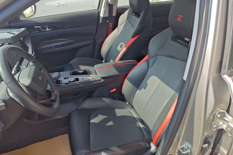 Used CHANGAN OSHAN Z6 2022 Blue Whale 1.5T DCT Smart Navigation Model