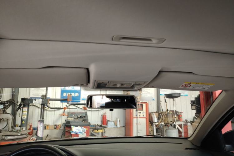 Used Volkswagen Lavida 2017 1.6L Automatic Comfort Edition
